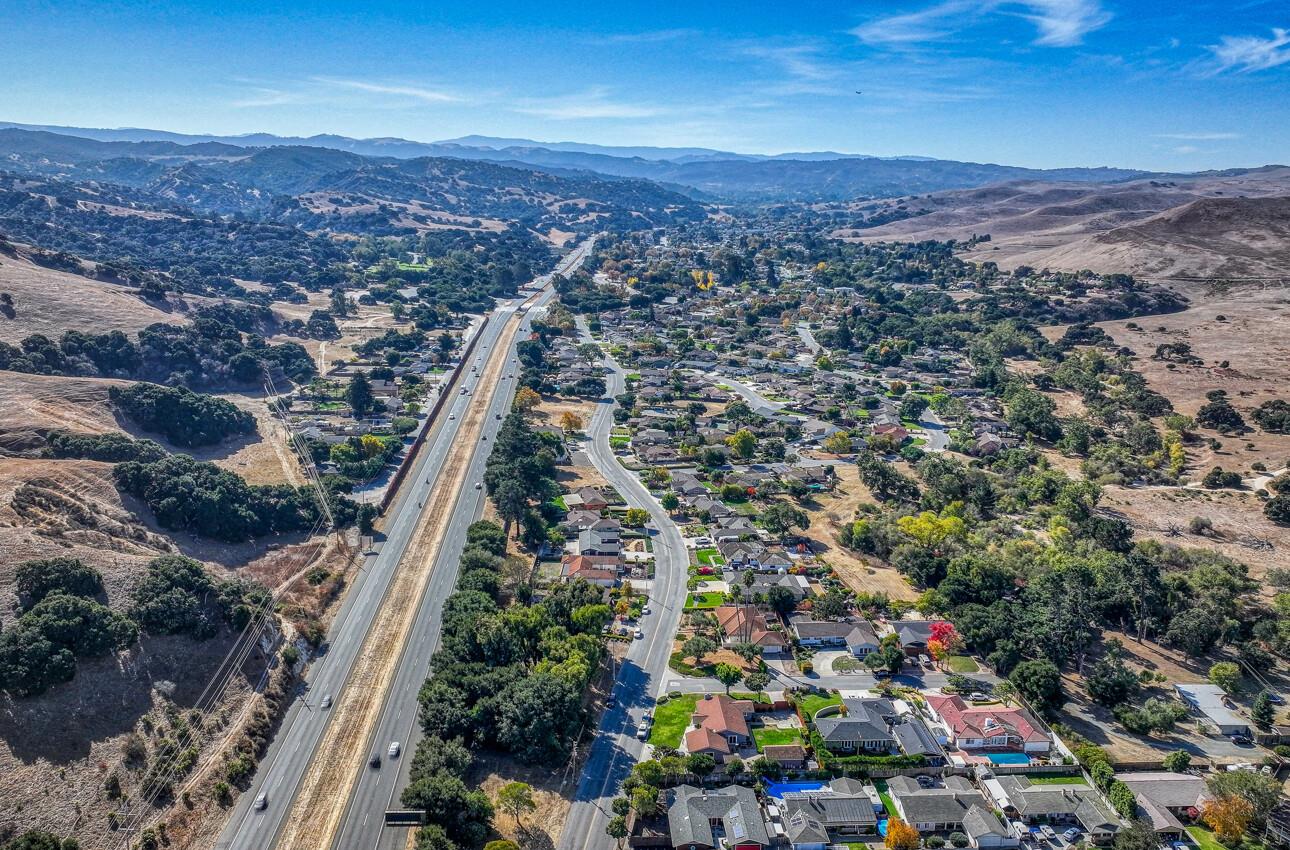 Detail Gallery Image 40 of 40 For 20260 Portola Dr, Salinas,  CA 93908 - 3 Beds | 2 Baths
