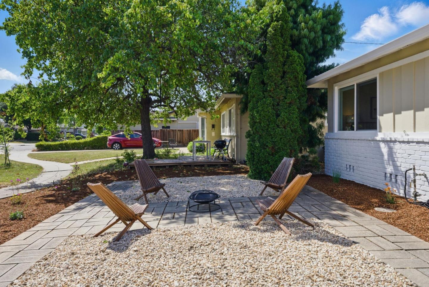 Detail Gallery Image 4 of 53 For 3643 Justine Dr, San Jose,  CA 95124 - 4 Beds | 2 Baths