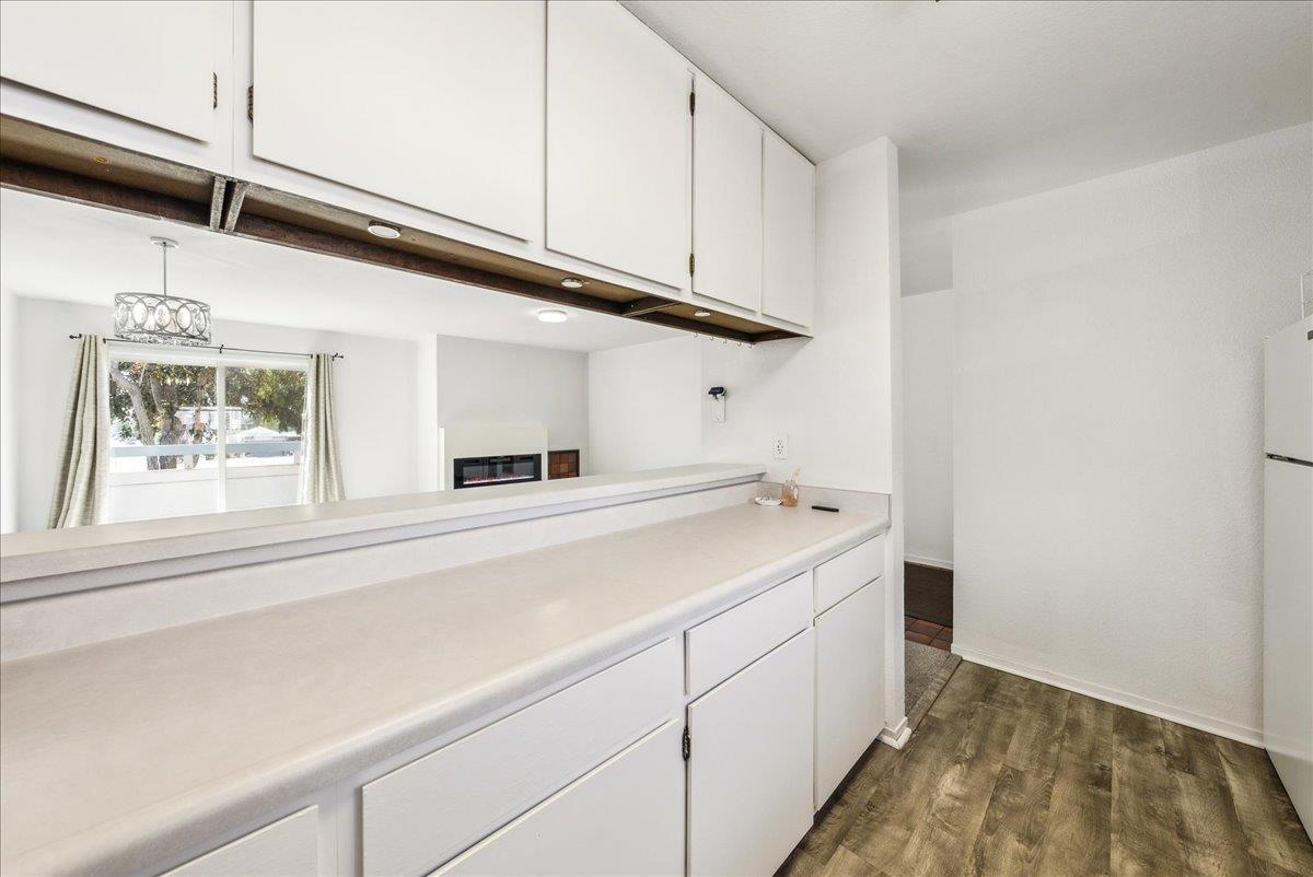 Detail Gallery Image 11 of 25 For 3095 Marina Dr #2,  Marina,  CA 93933 - 2 Beds | 2 Baths