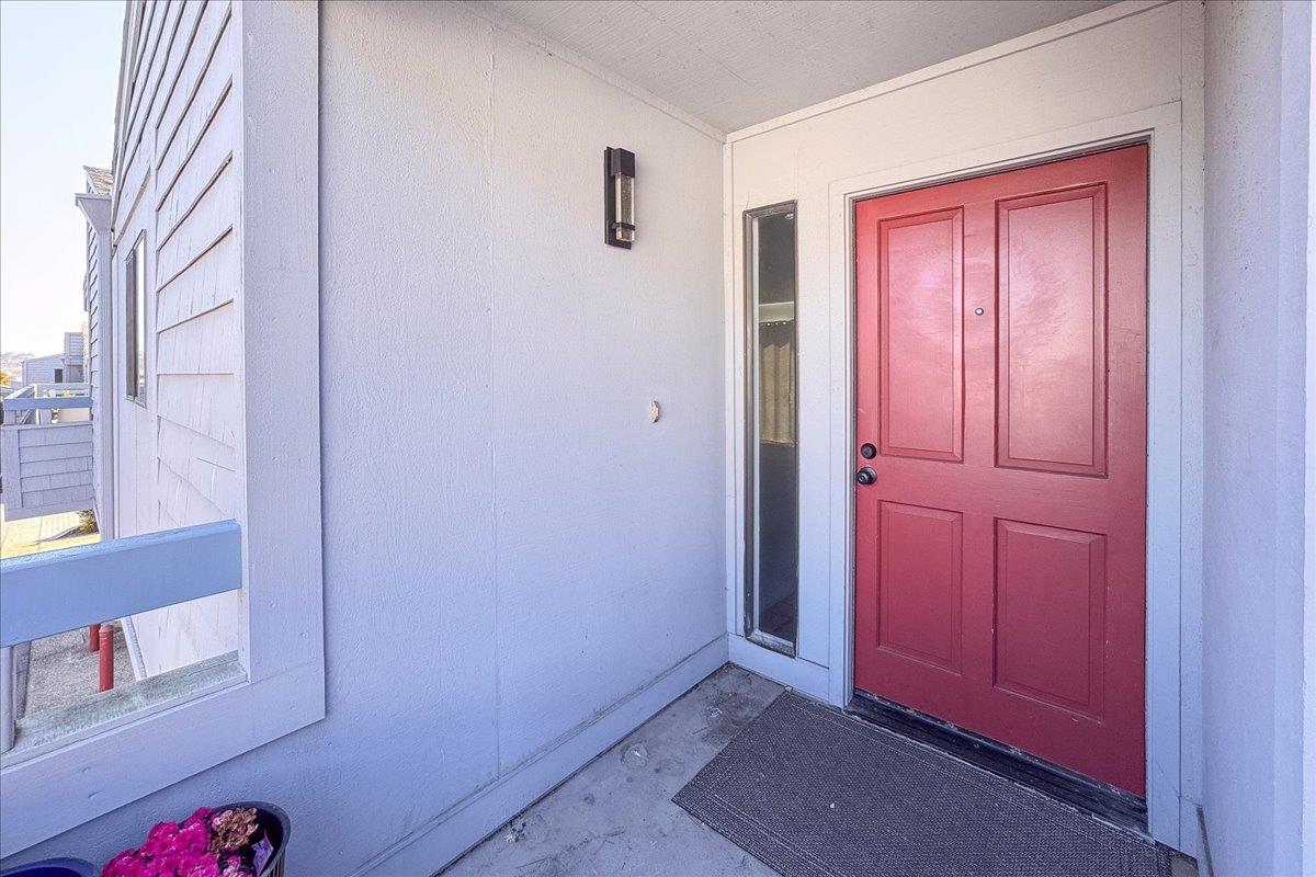 Detail Gallery Image 7 of 25 For 3095 Marina Dr #2,  Marina,  CA 93933 - 2 Beds | 2 Baths