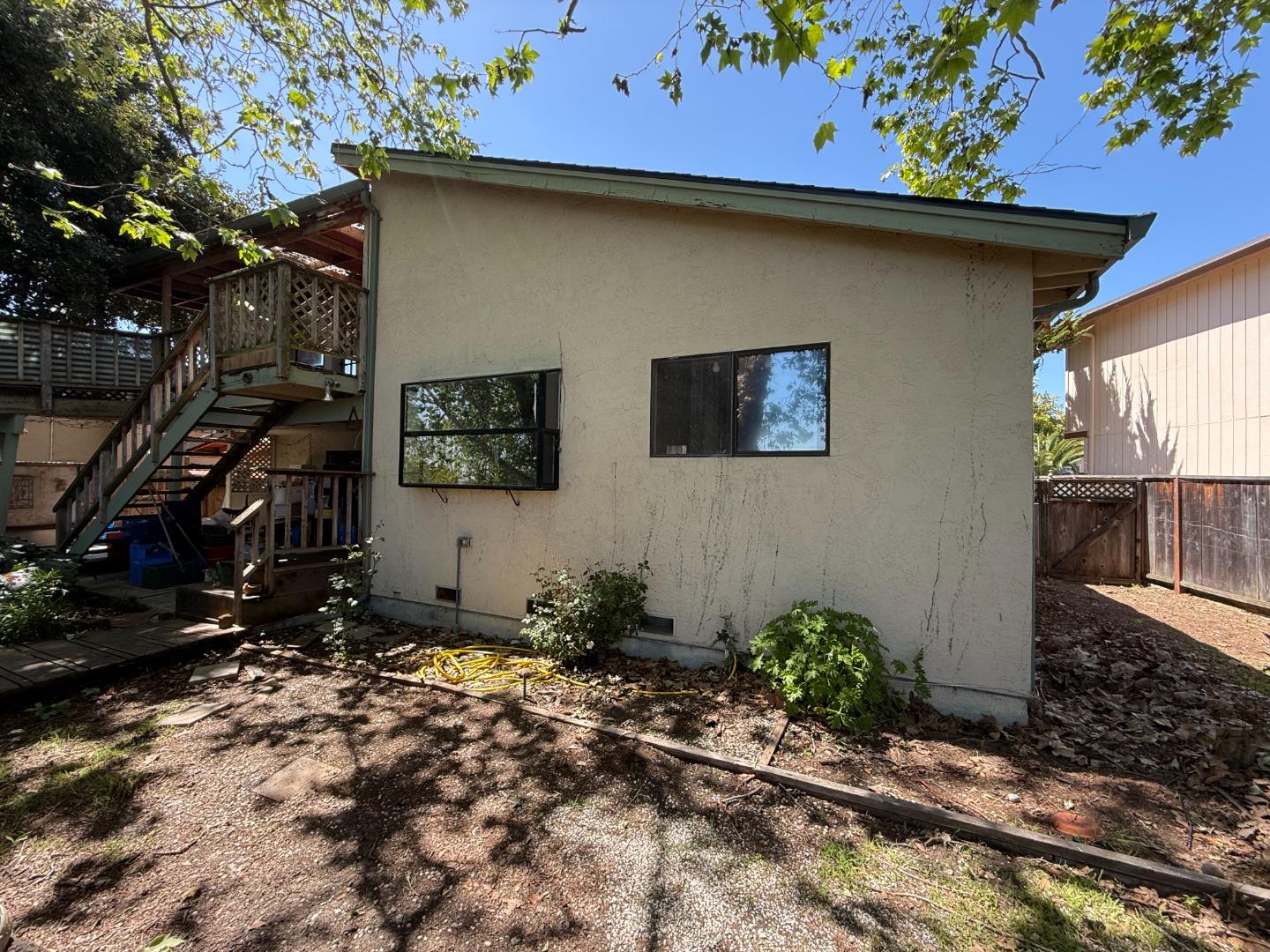 Detail Gallery Image 12 of 39 For 181 Hope Dr, Watsonville,  CA 95076 - 3 Beds | 2/1 Baths