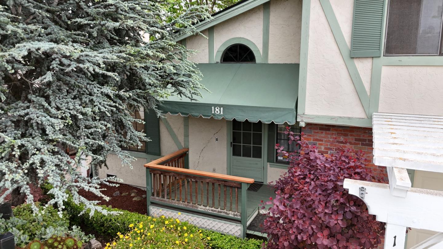 Detail Gallery Image 3 of 39 For 181 Hope Dr, Watsonville,  CA 95076 - 3 Beds | 2/1 Baths