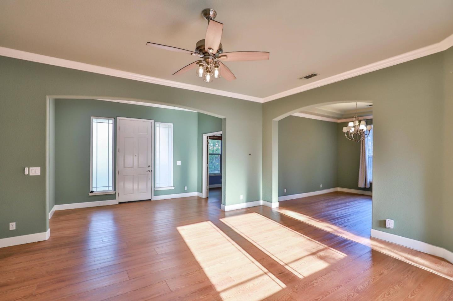 Detail Gallery Image 11 of 30 For 8118 Walnut Fair Cir, Fair Oaks,  CA 95628 - 4 Beds | 2 Baths
