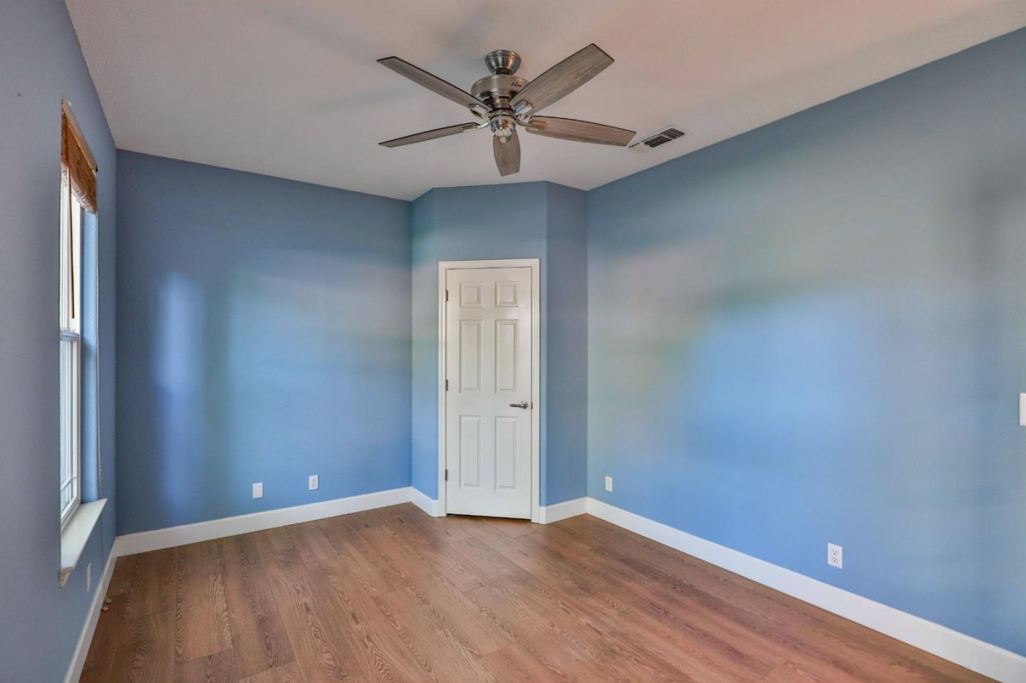 Detail Gallery Image 18 of 30 For 8118 Walnut Fair Cir, Fair Oaks,  CA 95628 - 4 Beds | 2 Baths