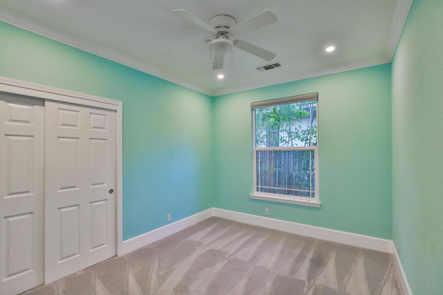 Detail Gallery Image 22 of 30 For 8118 Walnut Fair Cir, Fair Oaks,  CA 95628 - 4 Beds | 2 Baths