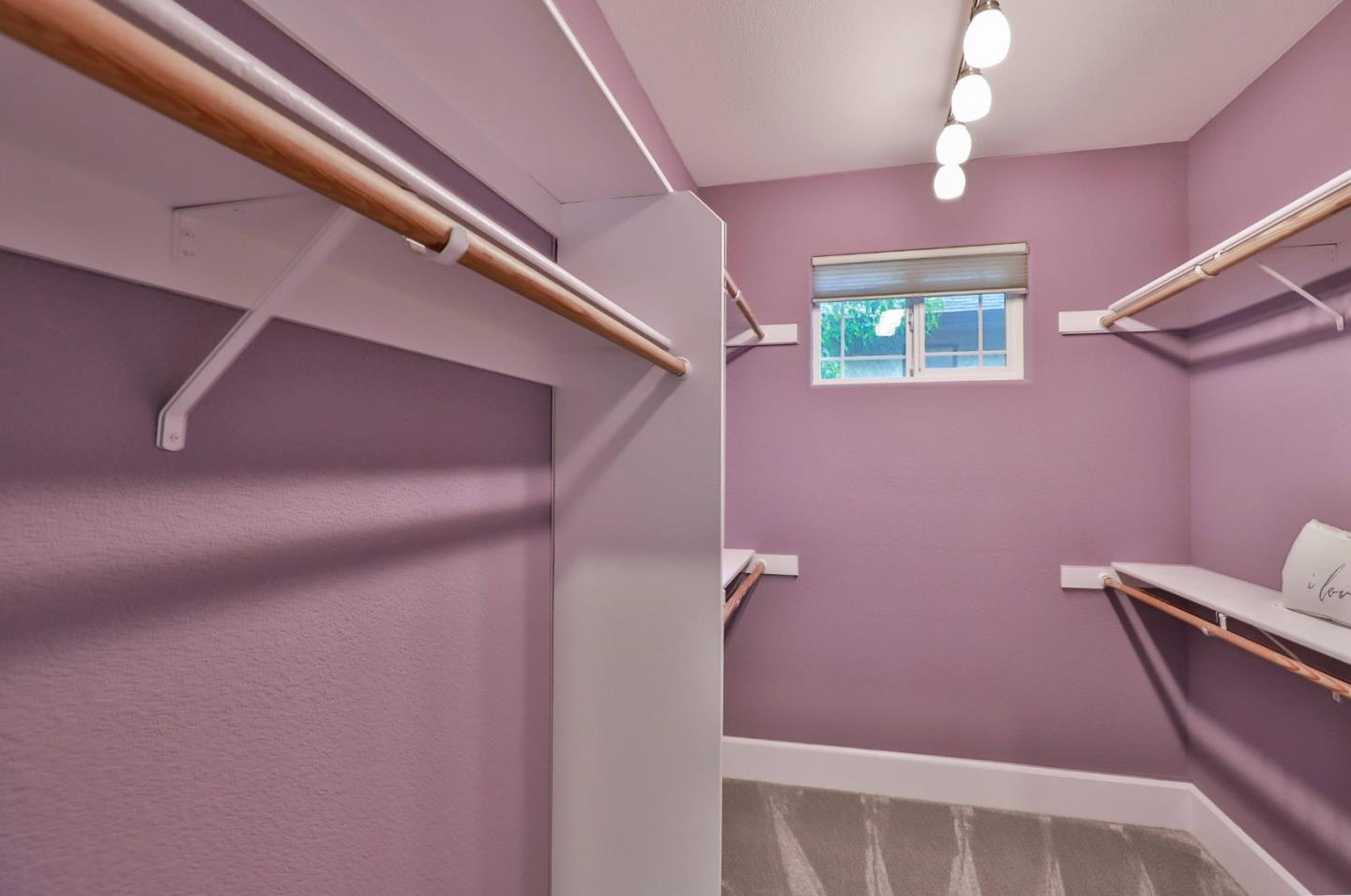 Detail Gallery Image 28 of 30 For 8118 Walnut Fair Cir, Fair Oaks,  CA 95628 - 4 Beds | 2 Baths
