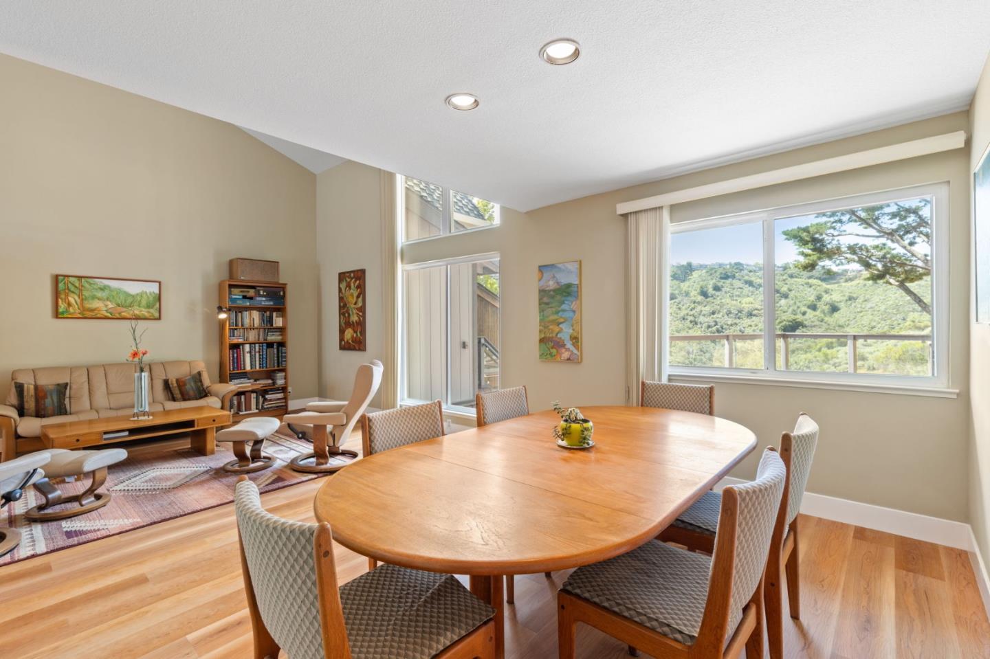 Detail Gallery Image 10 of 53 For 2602 Hastings Dr, Belmont,  CA 94002 - 4 Beds | 3 Baths