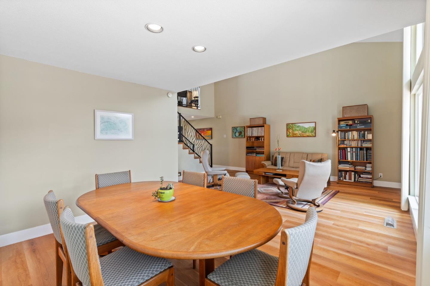 Detail Gallery Image 11 of 53 For 2602 Hastings Dr, Belmont,  CA 94002 - 4 Beds | 3 Baths