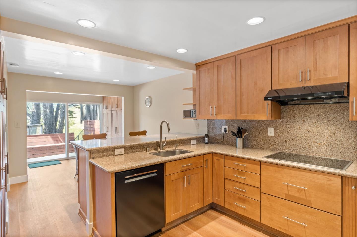 Detail Gallery Image 17 of 53 For 2602 Hastings Dr, Belmont,  CA 94002 - 4 Beds | 3 Baths
