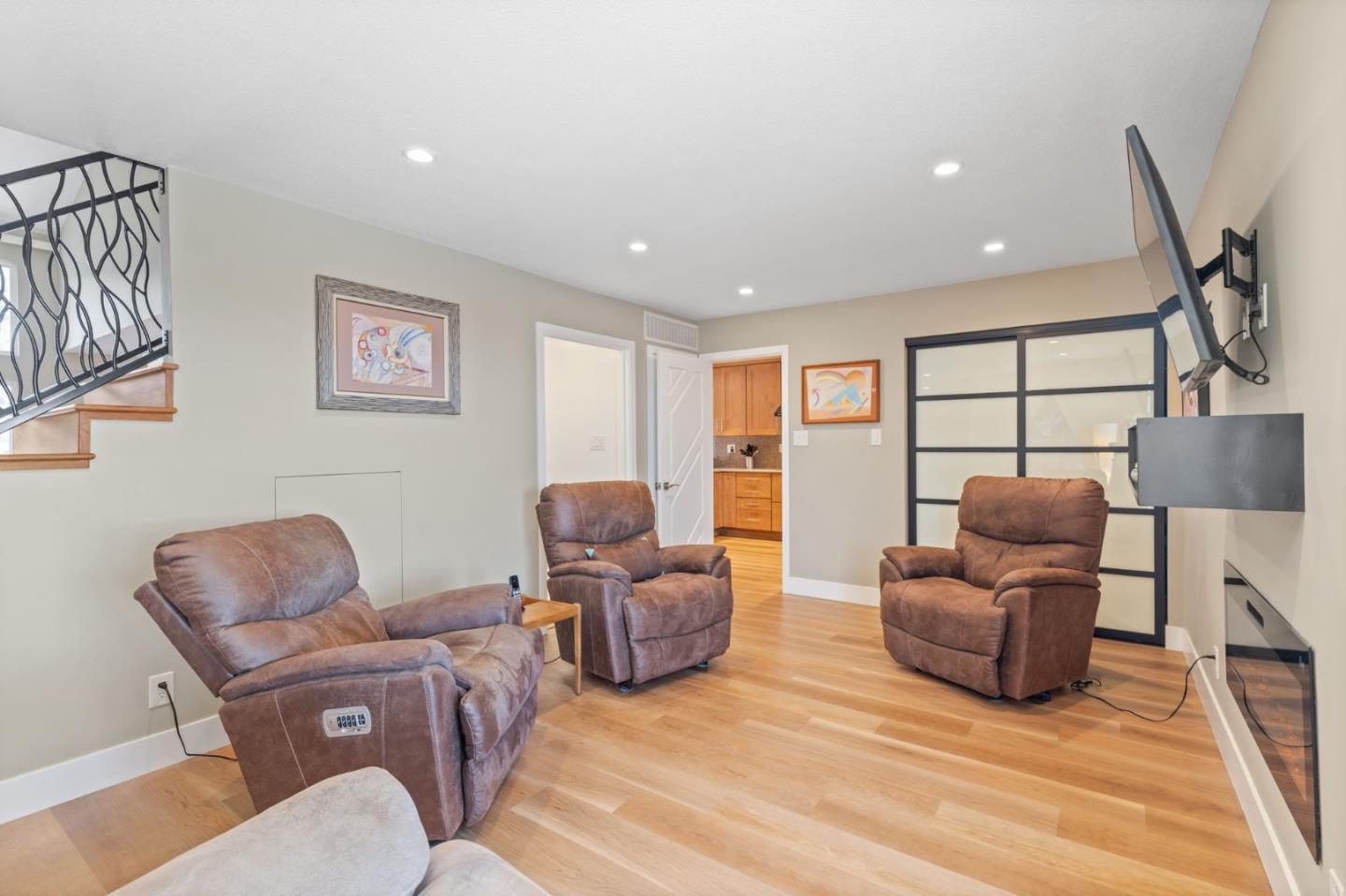 Detail Gallery Image 22 of 53 For 2602 Hastings Dr, Belmont,  CA 94002 - 4 Beds | 3 Baths
