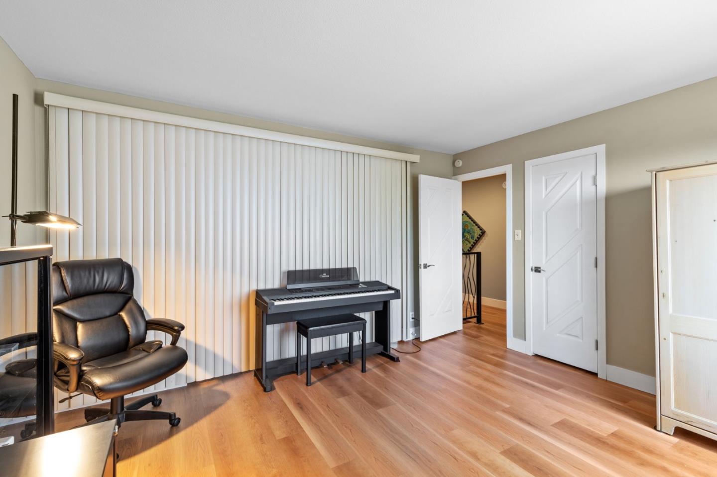 Detail Gallery Image 32 of 53 For 2602 Hastings Dr, Belmont,  CA 94002 - 4 Beds | 3 Baths