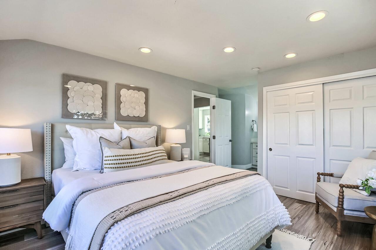 Detail Gallery Image 11 of 23 For 399 N Sunnyvale Ave, Sunnyvale,  CA 94085 - 3 Beds | 2 Baths