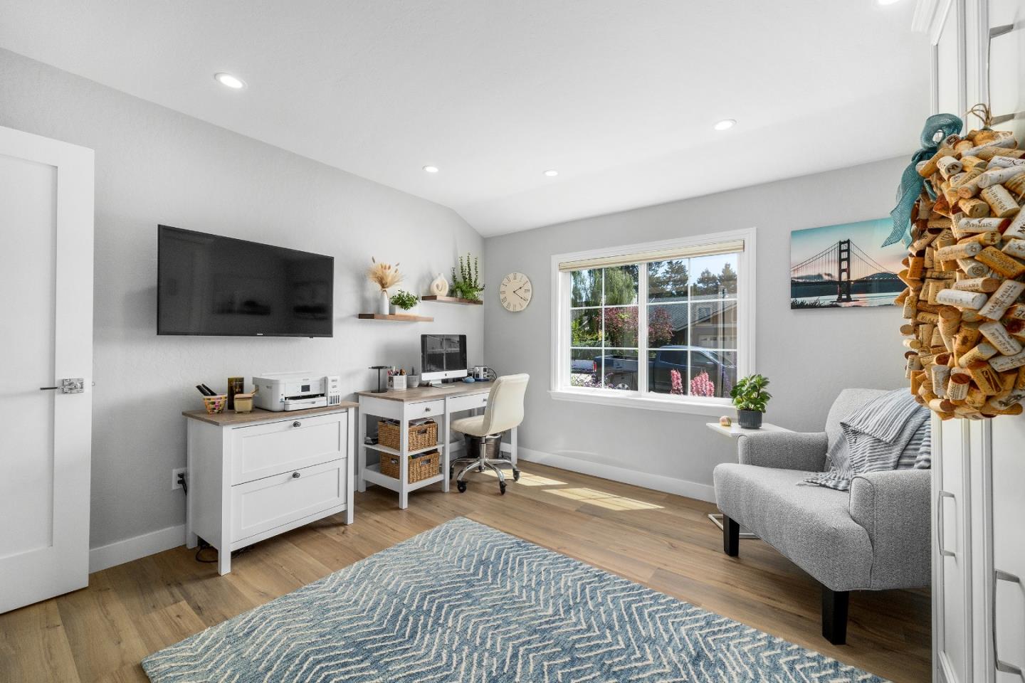 Detail Gallery Image 23 of 39 For 3031 Childers Ln, Santa Cruz,  CA 95062 - 3 Beds | 2 Baths