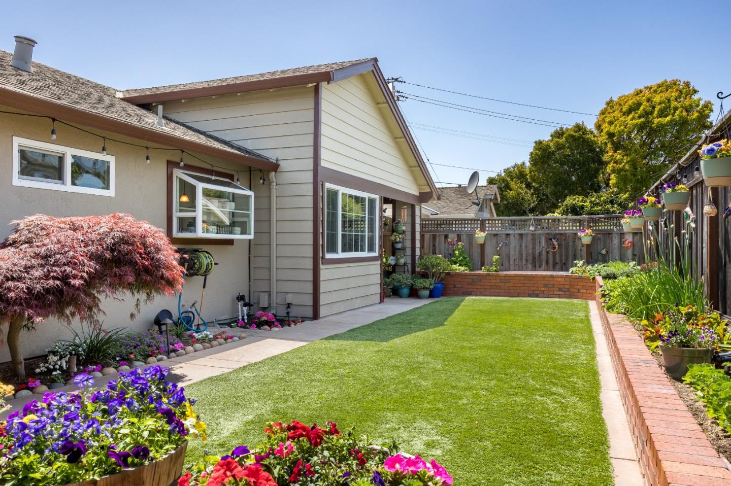 Detail Gallery Image 33 of 39 For 3031 Childers Ln, Santa Cruz,  CA 95062 - 3 Beds | 2 Baths