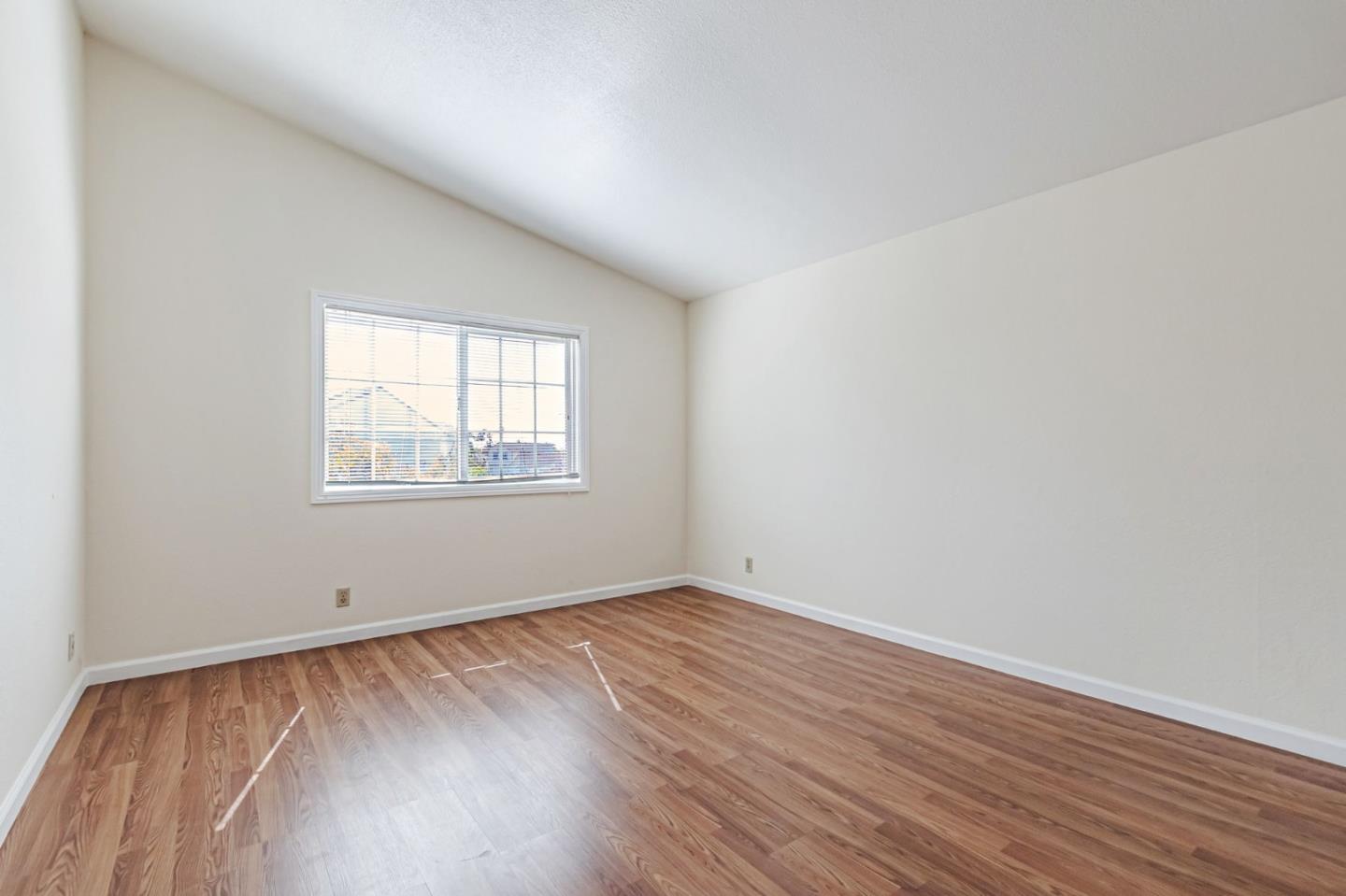Detail Gallery Image 23 of 39 For 1891 S Capitol Ave, San Jose,  CA 95127 - 3 Beds | 2/1 Baths