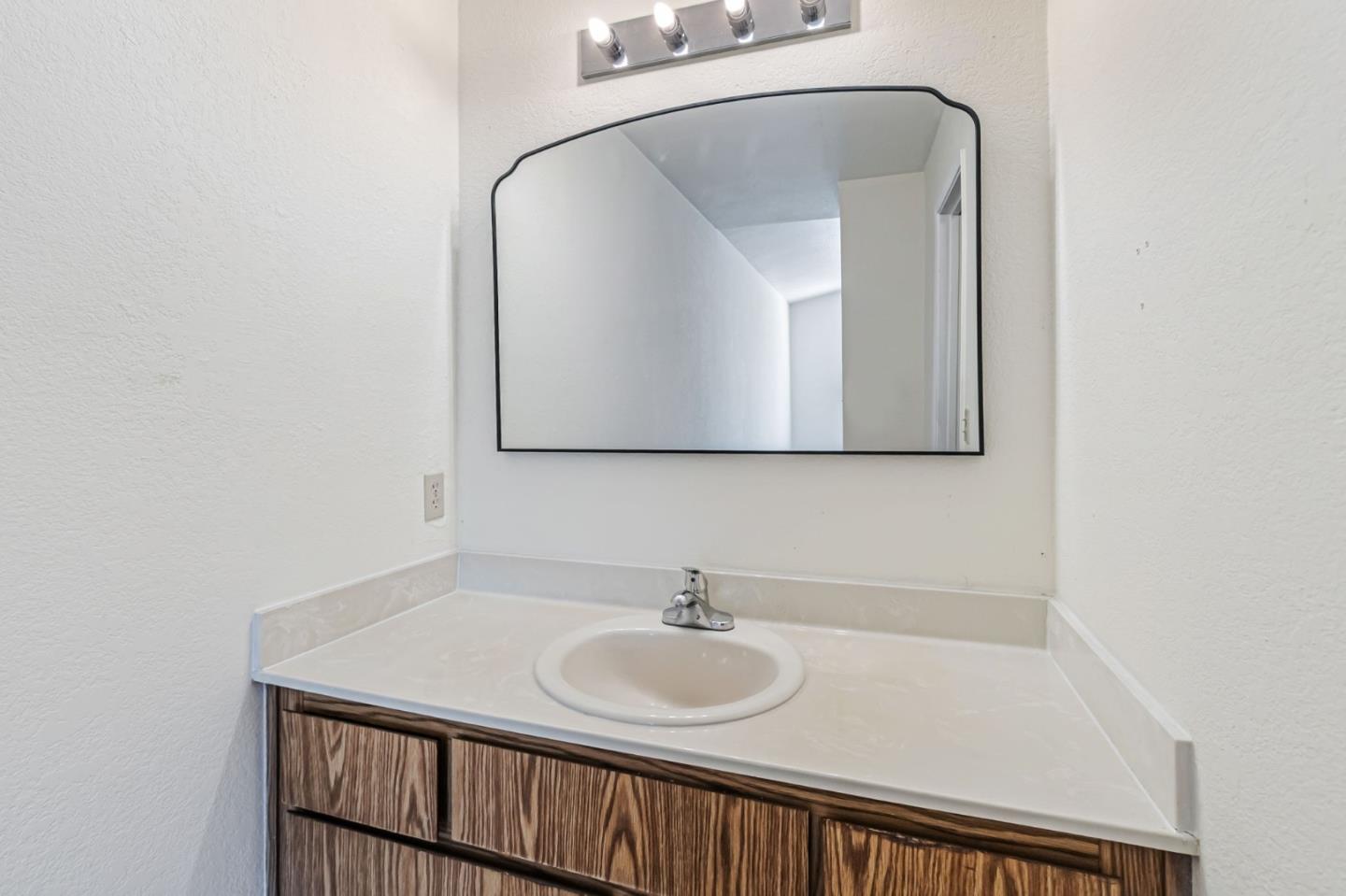 Detail Gallery Image 31 of 39 For 1891 S Capitol Ave, San Jose,  CA 95127 - 3 Beds | 2/1 Baths
