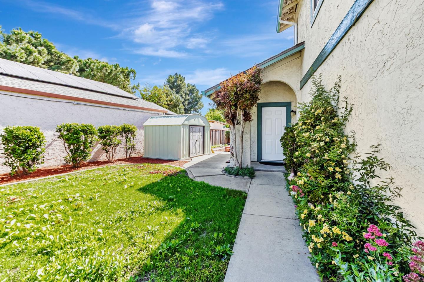 Detail Gallery Image 5 of 39 For 1891 S Capitol Ave, San Jose,  CA 95127 - 3 Beds | 2/1 Baths