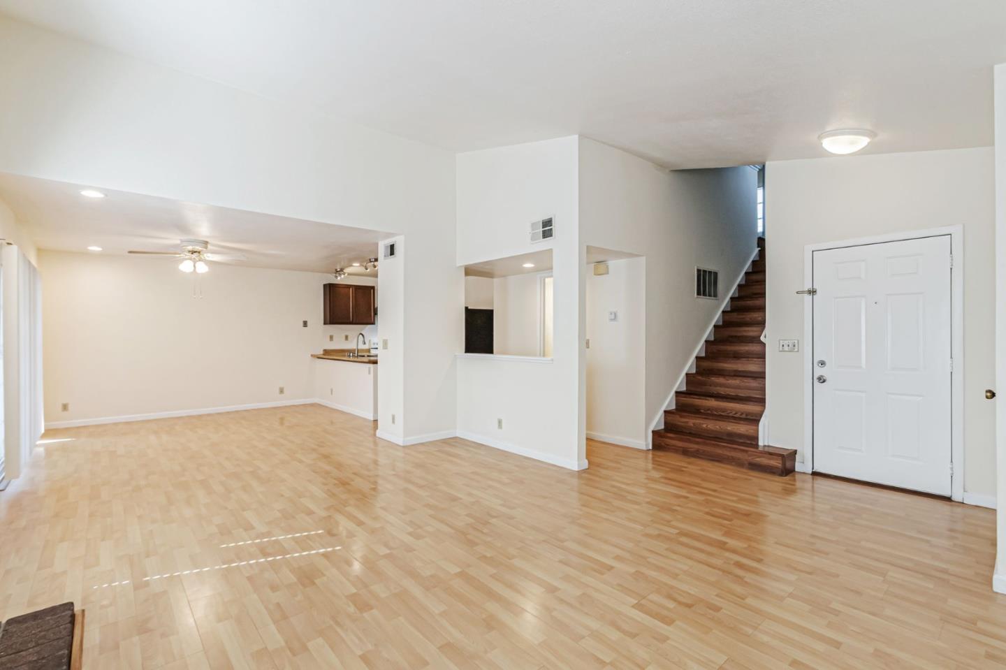 Detail Gallery Image 8 of 39 For 1891 S Capitol Ave, San Jose,  CA 95127 - 3 Beds | 2/1 Baths