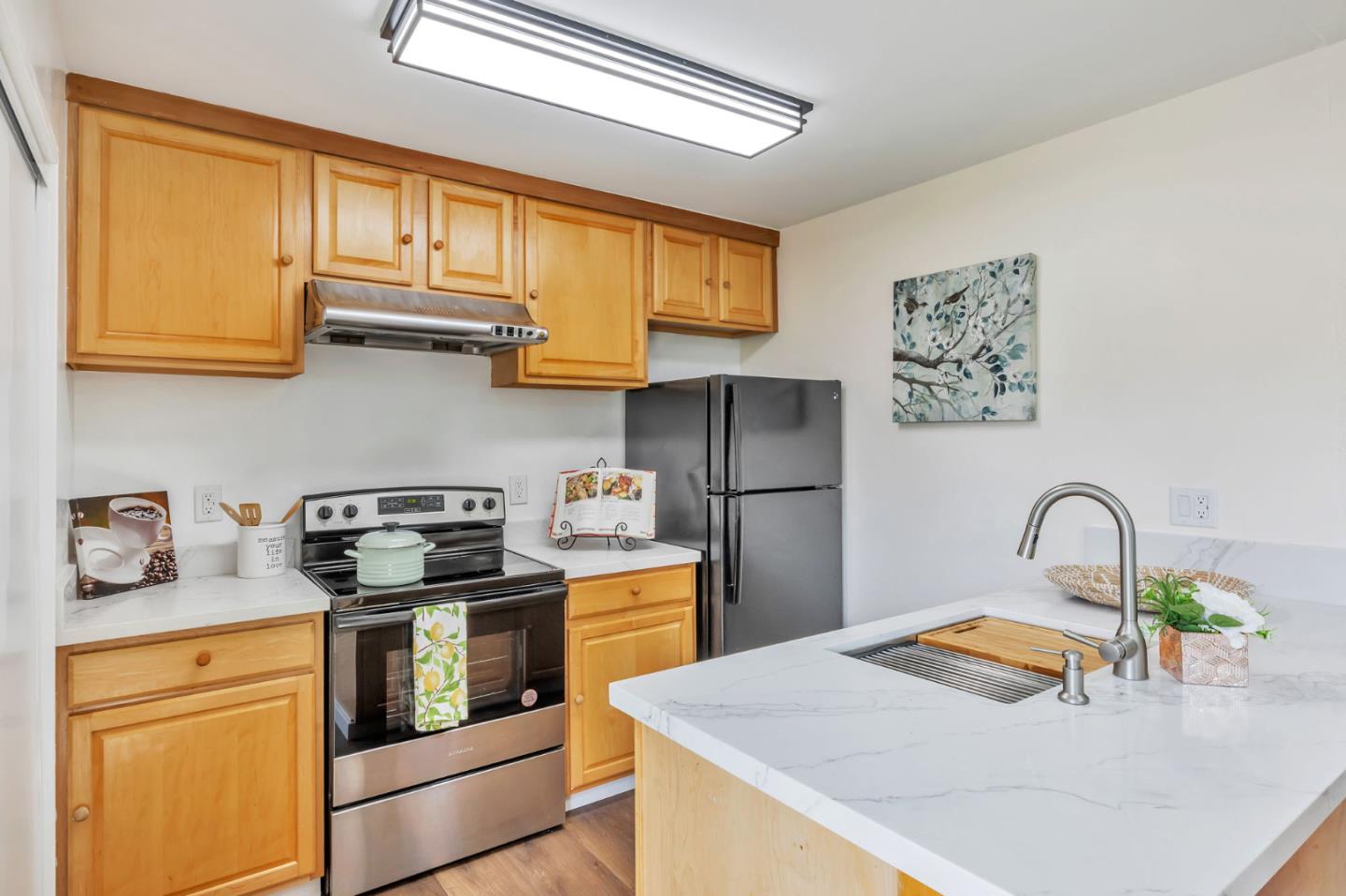 Detail Gallery Image 13 of 30 For 2135 Swan Ct #1,  Union City,  CA 94587 - 2 Beds | 1 Baths