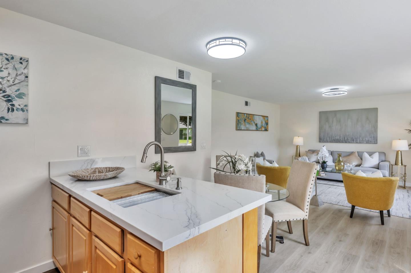 Detail Gallery Image 15 of 30 For 2135 Swan Ct #1,  Union City,  CA 94587 - 2 Beds | 1 Baths