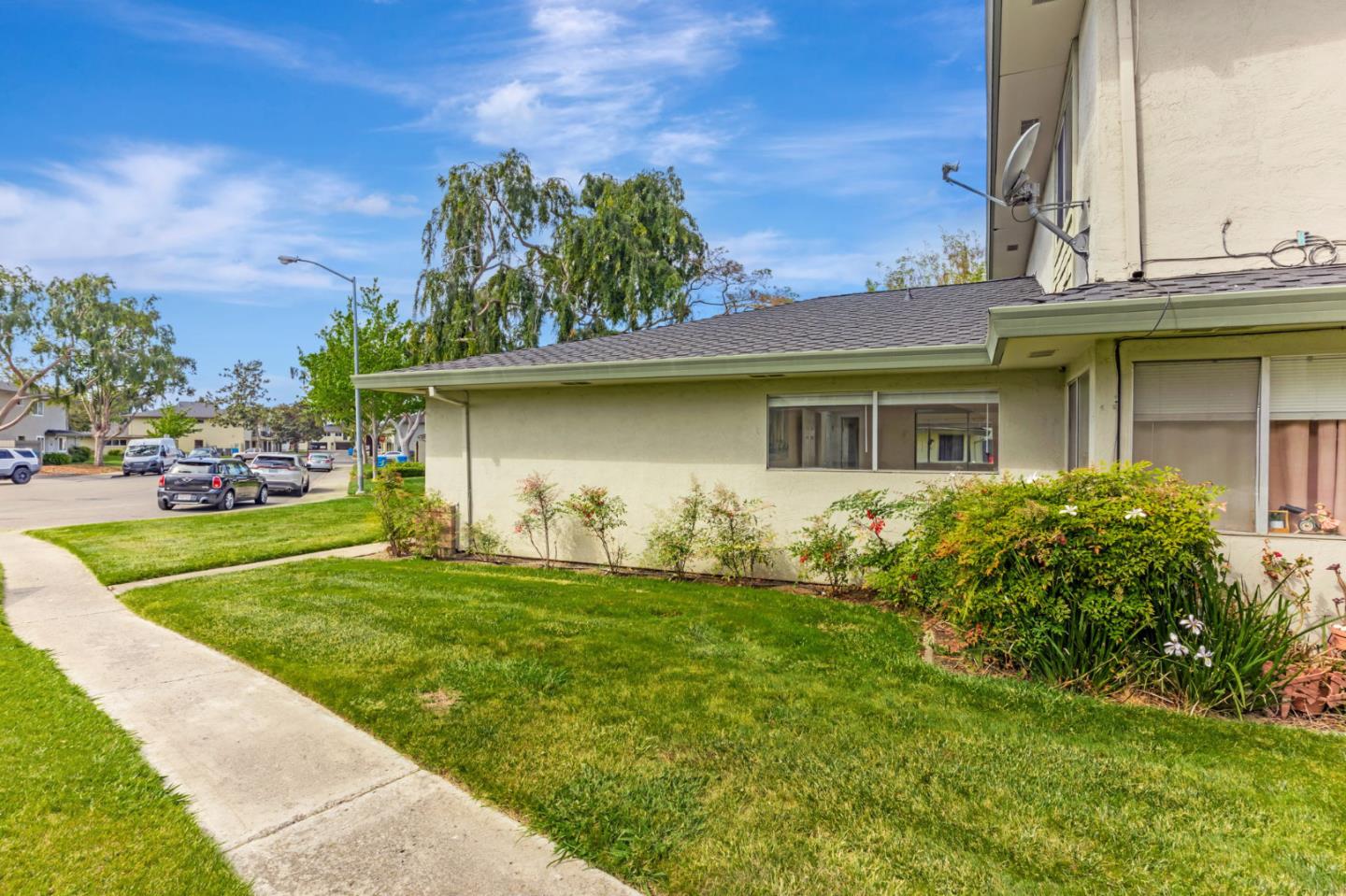 Detail Gallery Image 27 of 30 For 2135 Swan Ct #1,  Union City,  CA 94587 - 2 Beds | 1 Baths
