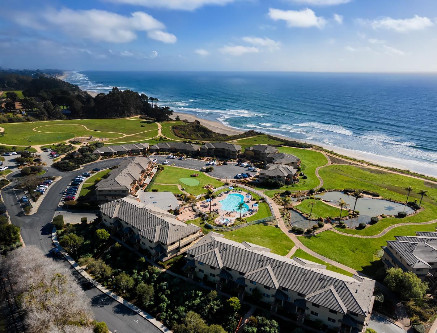 Detail Gallery Image 1 of 12 For 509 Seascape Resort Dr, Aptos,  CA 95003 - 2 Beds | 2 Baths