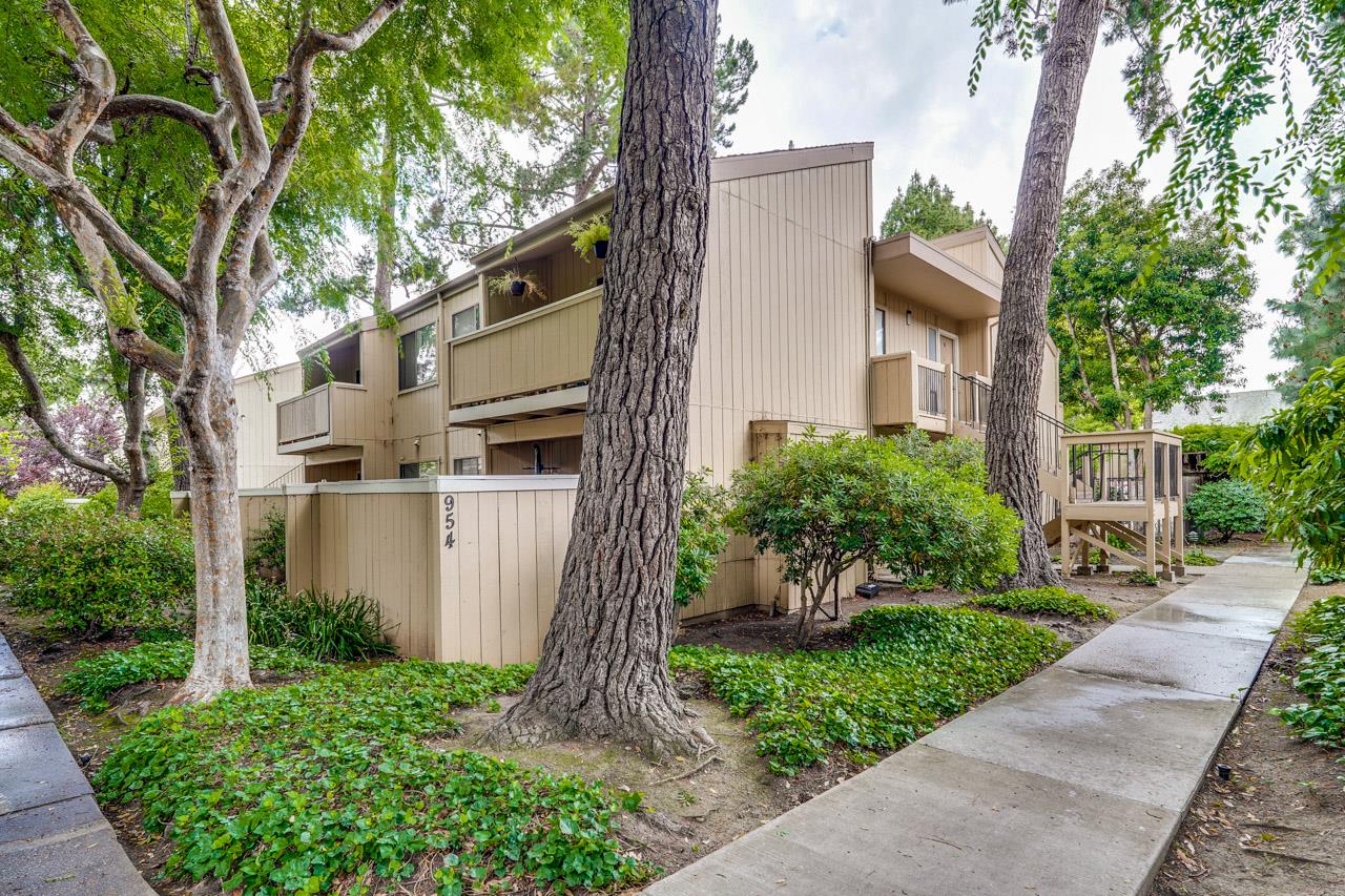 Detail Gallery Image 25 of 30 For 954 Kiely Blvd #H,  Santa Clara,  CA 95051 - 1 Beds | 1 Baths