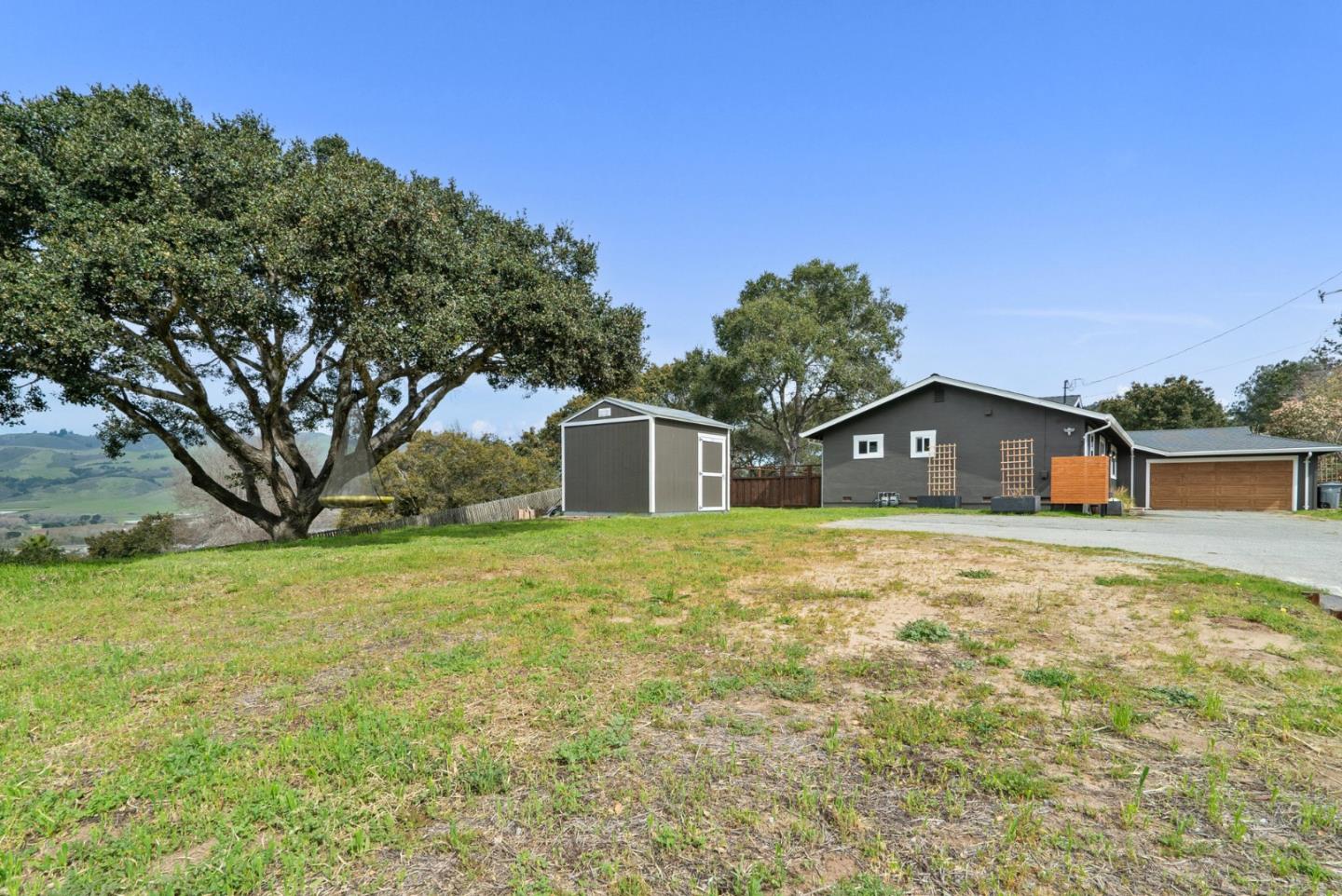 Detail Gallery Image 2 of 51 For 386 Carpenteria Rd, Aromas,  CA 95004 - 3 Beds | 2 Baths