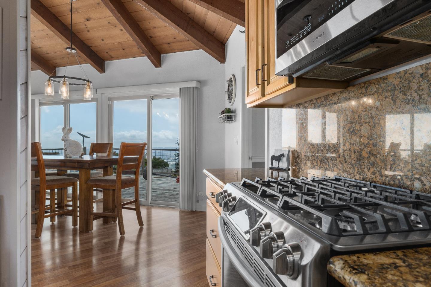 Detail Gallery Image 13 of 54 For 30 Pacific View Ter, Watsonville,  CA 95076 - 4 Beds | 2 Baths