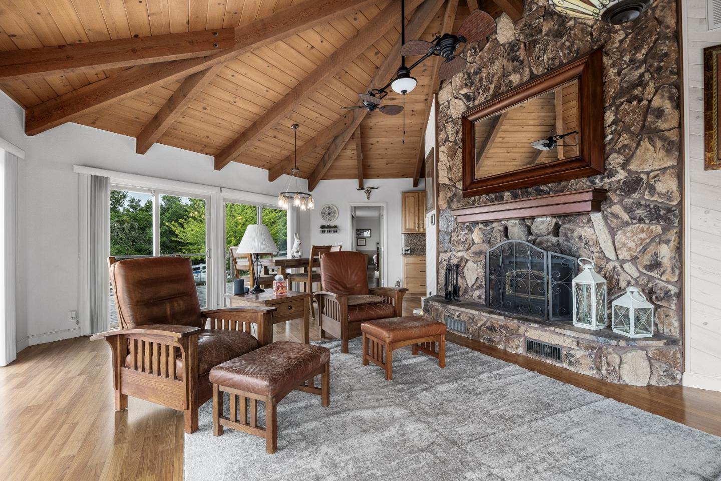 Detail Gallery Image 15 of 54 For 30 Pacific View Ter, Watsonville,  CA 95076 - 4 Beds | 2 Baths