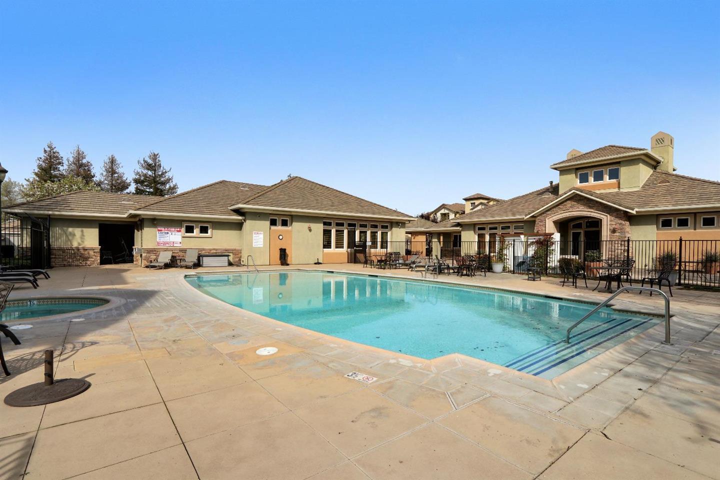 Detail Gallery Image 21 of 21 For 1360 Shady Ln #418,  Turlock,  CA 95382 - 2 Beds | 1 Baths