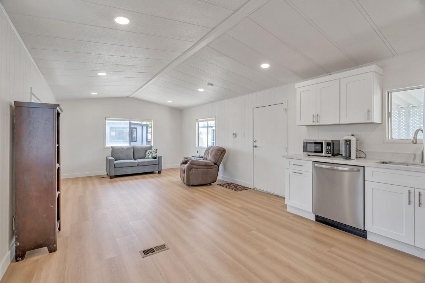 Detail Gallery Image 13 of 25 For 2150 Monterey #54,  San Jose,  CA 95112 - 1 Beds | 1 Baths