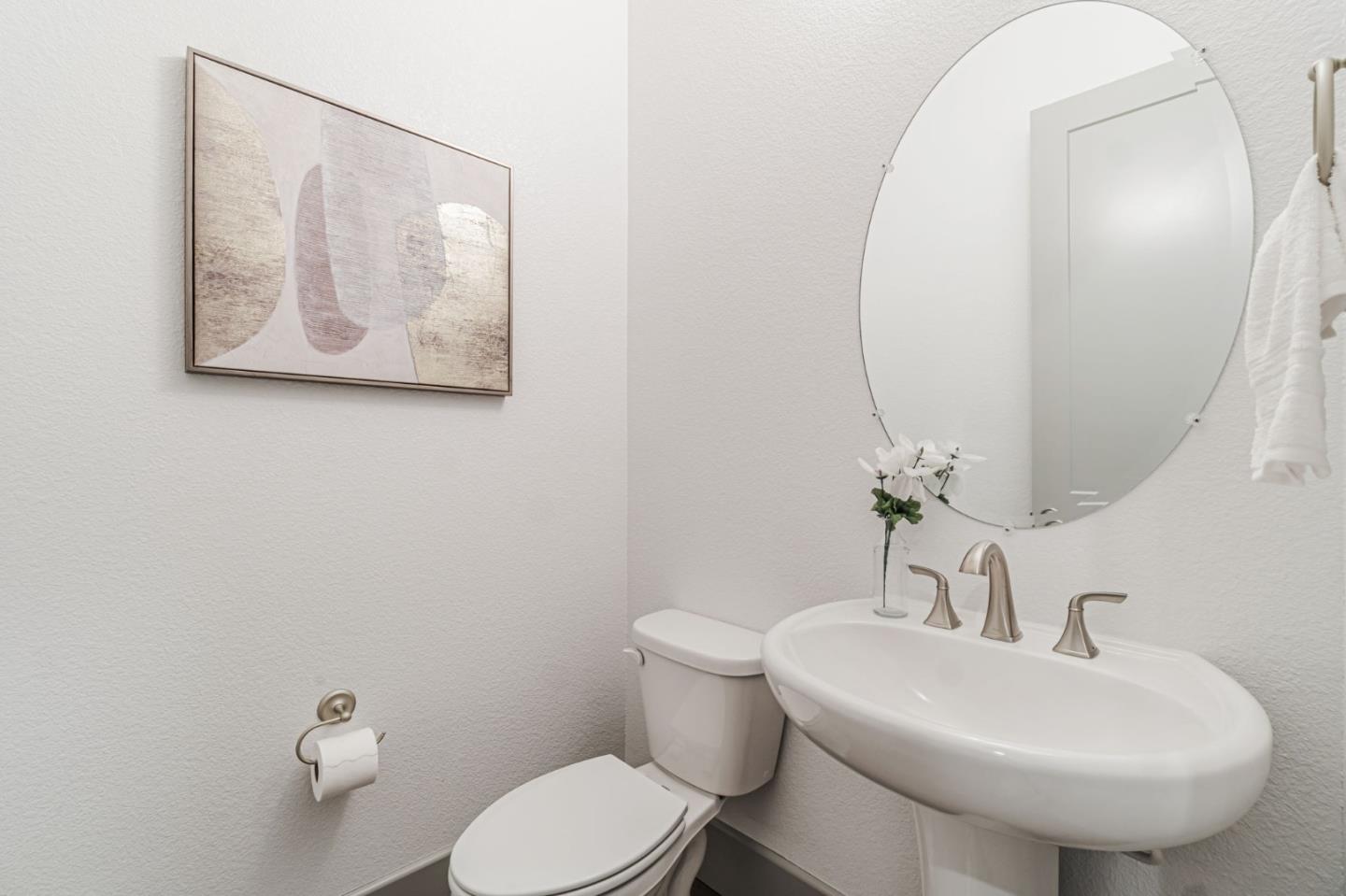 Detail Gallery Image 27 of 33 For 8078 Triplefin Way, Elk Grove,  CA 95757 - 4 Beds | 2/1 Baths