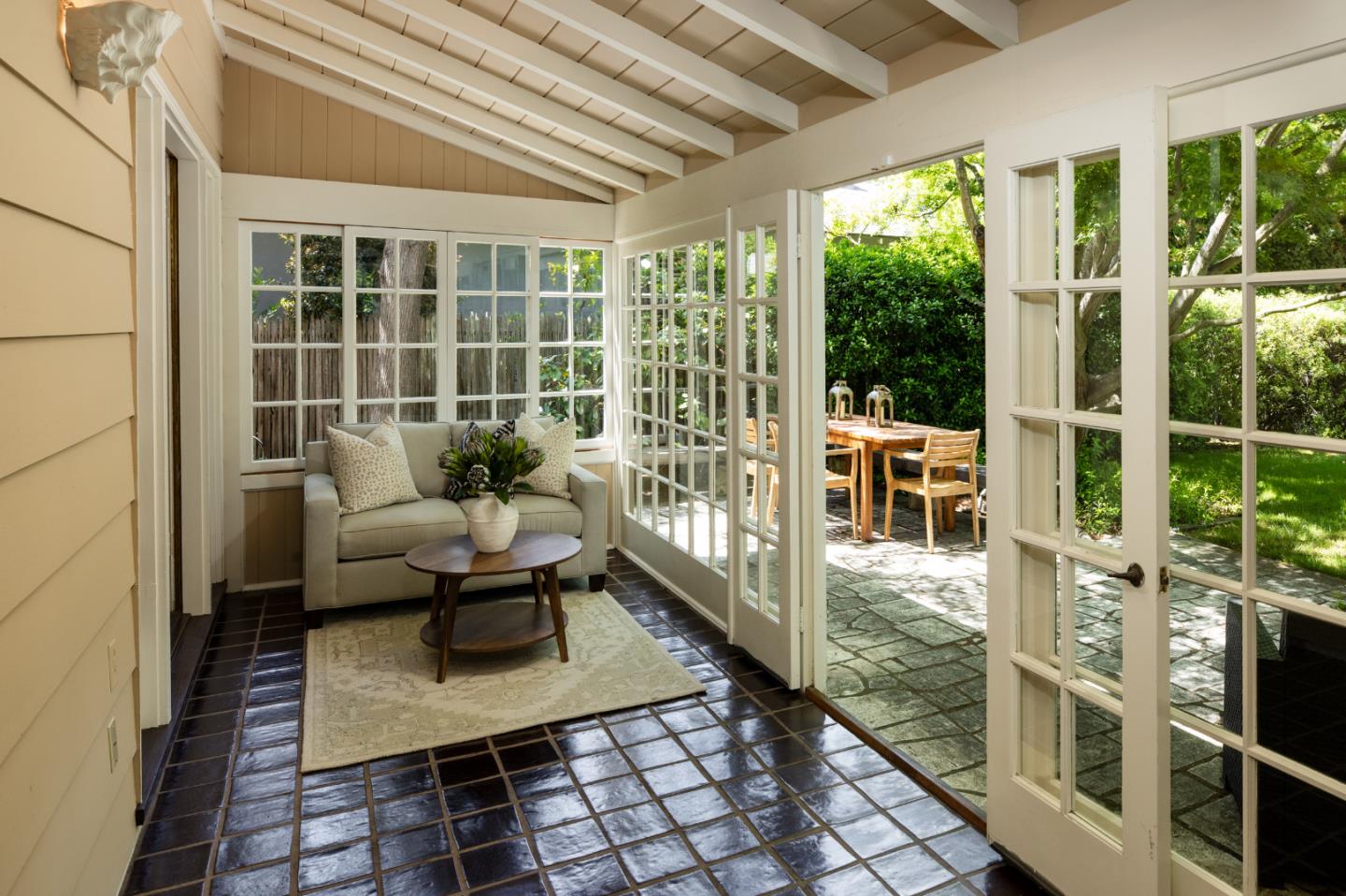 Detail Gallery Image 7 of 27 For 453 N California Ave, Palo Alto,  CA 94301 - 4 Beds | 3/1 Baths