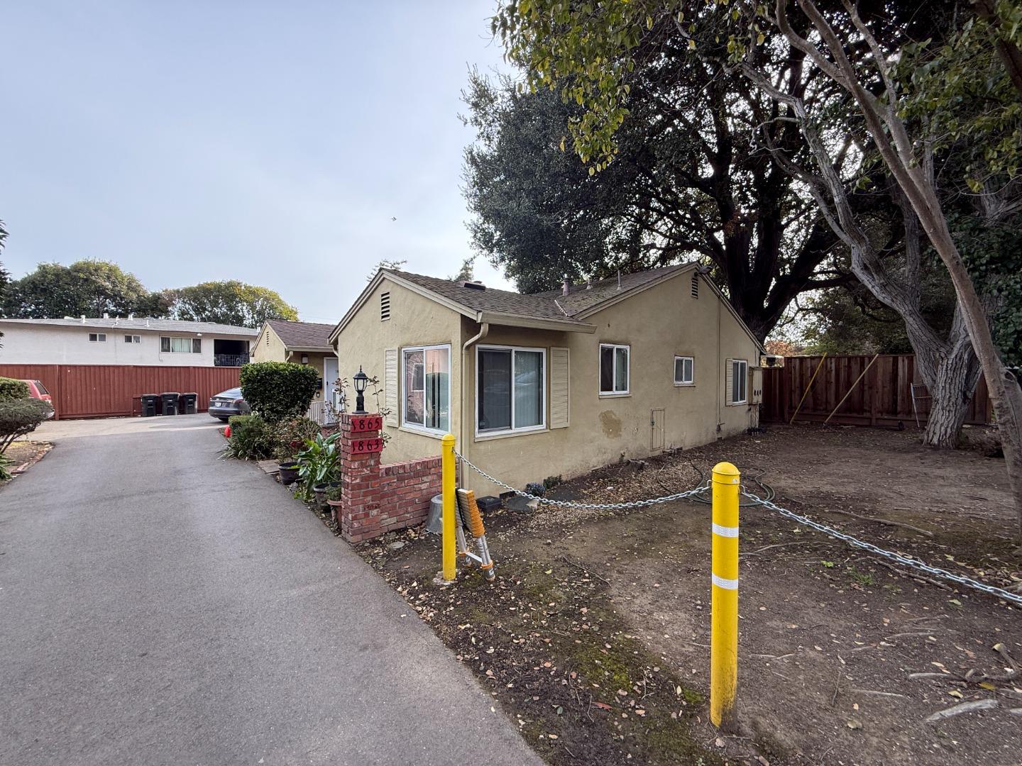 Detail Gallery Image 6 of 6 For 1859 Woodland Ave, East Palo Alto,  CA 94303 - – Beds | – Baths