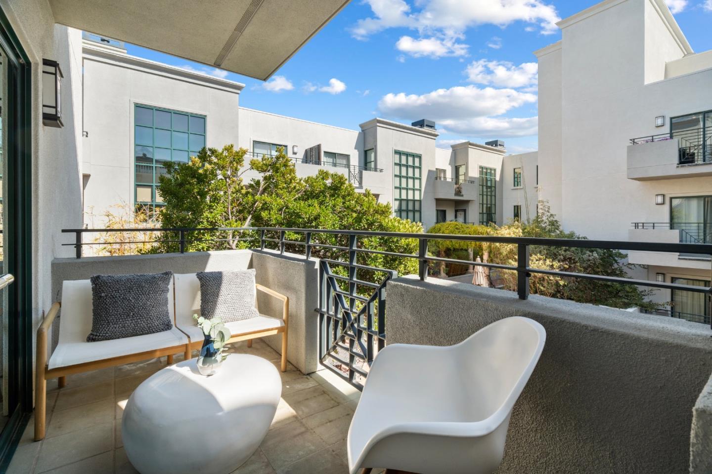 Detail Gallery Image 11 of 26 For 222 8th Ave #302,  San Mateo,  CA 94401 - 2 Beds | 2 Baths
