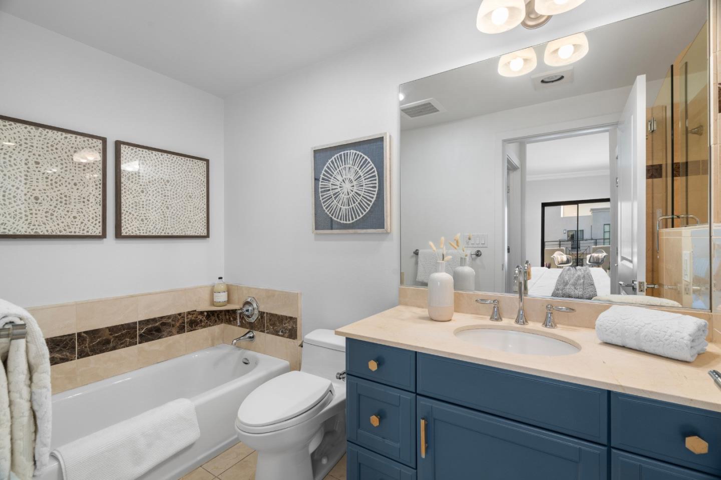 Detail Gallery Image 15 of 26 For 222 8th Ave #302,  San Mateo,  CA 94401 - 2 Beds | 2 Baths