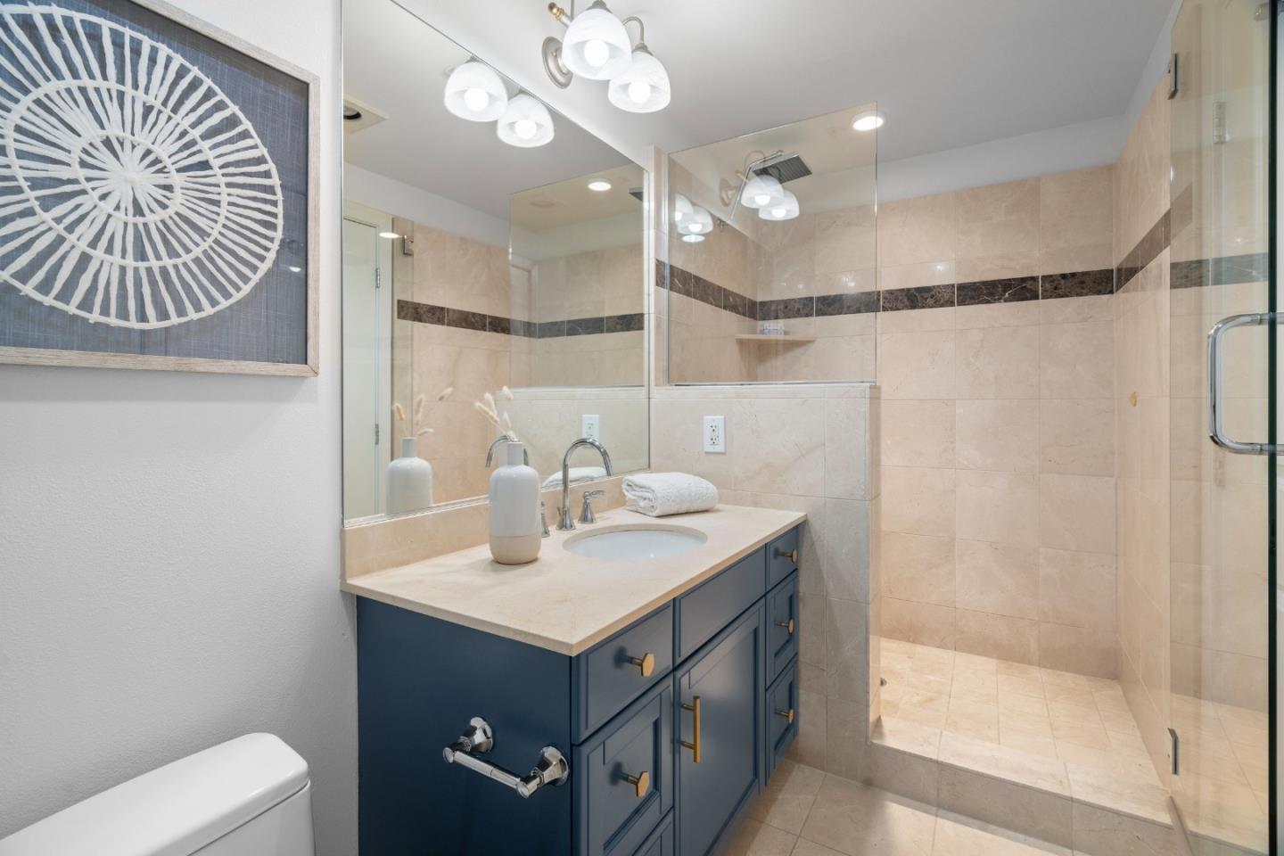 Detail Gallery Image 16 of 26 For 222 8th Ave #302,  San Mateo,  CA 94401 - 2 Beds | 2 Baths