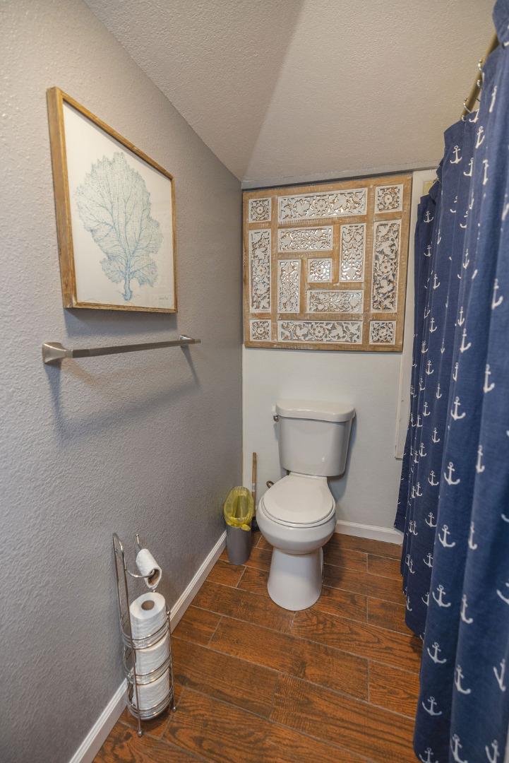 Detail Gallery Image 18 of 32 For 1205 Trinity Ave, Seaside,  CA 93955 - 4 Beds | 2/1 Baths