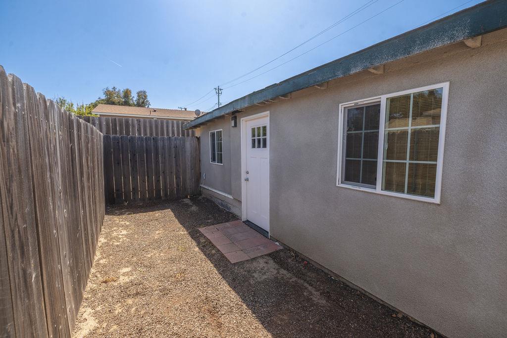 Detail Gallery Image 20 of 32 For 1205 Trinity Ave, Seaside,  CA 93955 - 4 Beds | 2/1 Baths