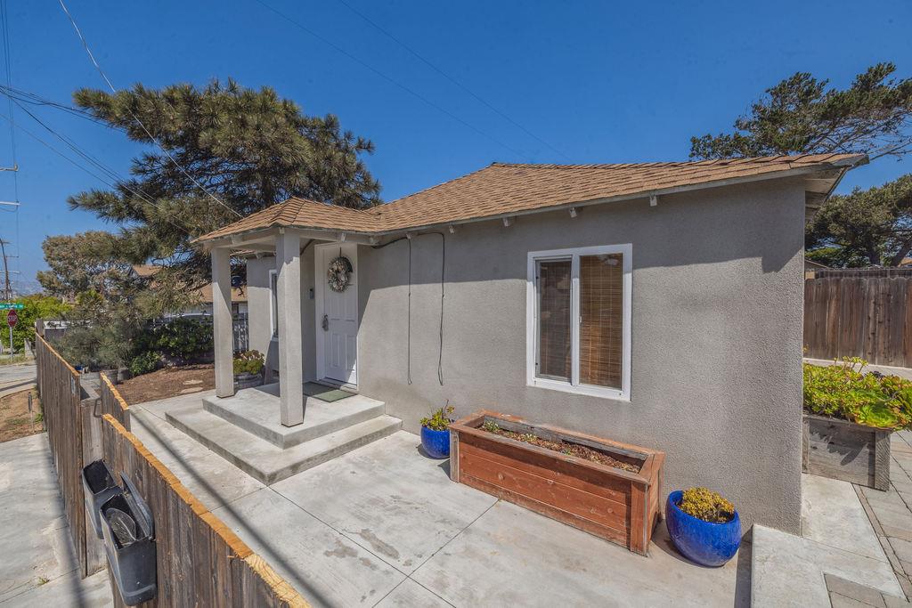 Detail Gallery Image 31 of 32 For 1205 Trinity Ave, Seaside,  CA 93955 - 4 Beds | 2/1 Baths