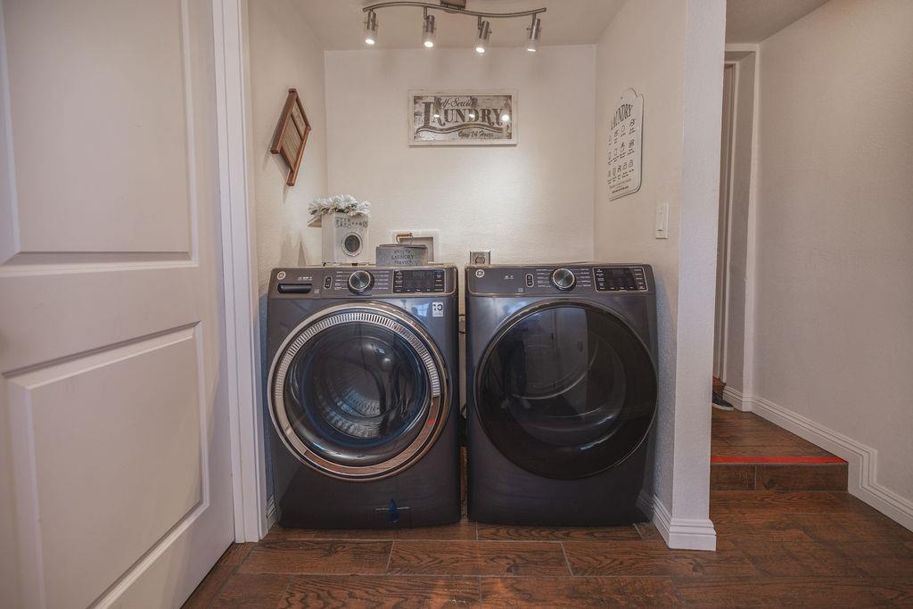 Detail Gallery Image 9 of 32 For 1205 Trinity Ave, Seaside,  CA 93955 - 4 Beds | 2/1 Baths