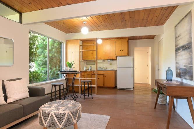 Detail Gallery Image 21 of 30 For 812 San Francisco Ct, Stanford,  CA 94305 - 4 Beds | 3 Baths