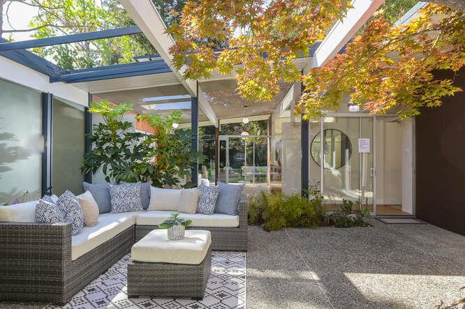 Detail Gallery Image 23 of 30 For 812 San Francisco Ct, Stanford,  CA 94305 - 4 Beds | 3 Baths