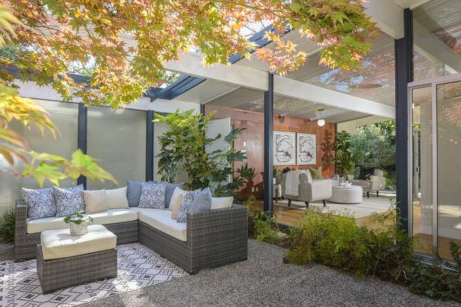 Detail Gallery Image 25 of 30 For 812 San Francisco Ct, Stanford,  CA 94305 - 4 Beds | 3 Baths