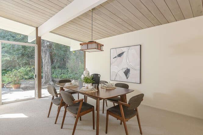 Detail Gallery Image 6 of 30 For 812 San Francisco Ct, Stanford,  CA 94305 - 4 Beds | 3 Baths
