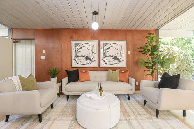 Detail Gallery Image 9 of 30 For 812 San Francisco Ct, Stanford,  CA 94305 - 4 Beds | 3 Baths