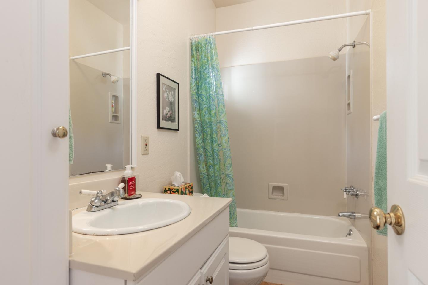 Detail Gallery Image 16 of 18 For 235 Chestnut St, Pacific Grove,  CA 93950 - 2 Beds | 1 Baths