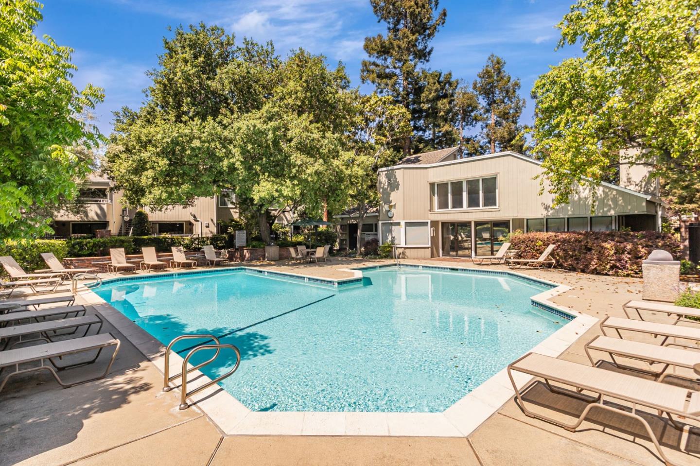 Detail Gallery Image 36 of 52 For 1763 Braddock Ct, San Jose,  CA 95125 - 2 Beds | 1 Baths