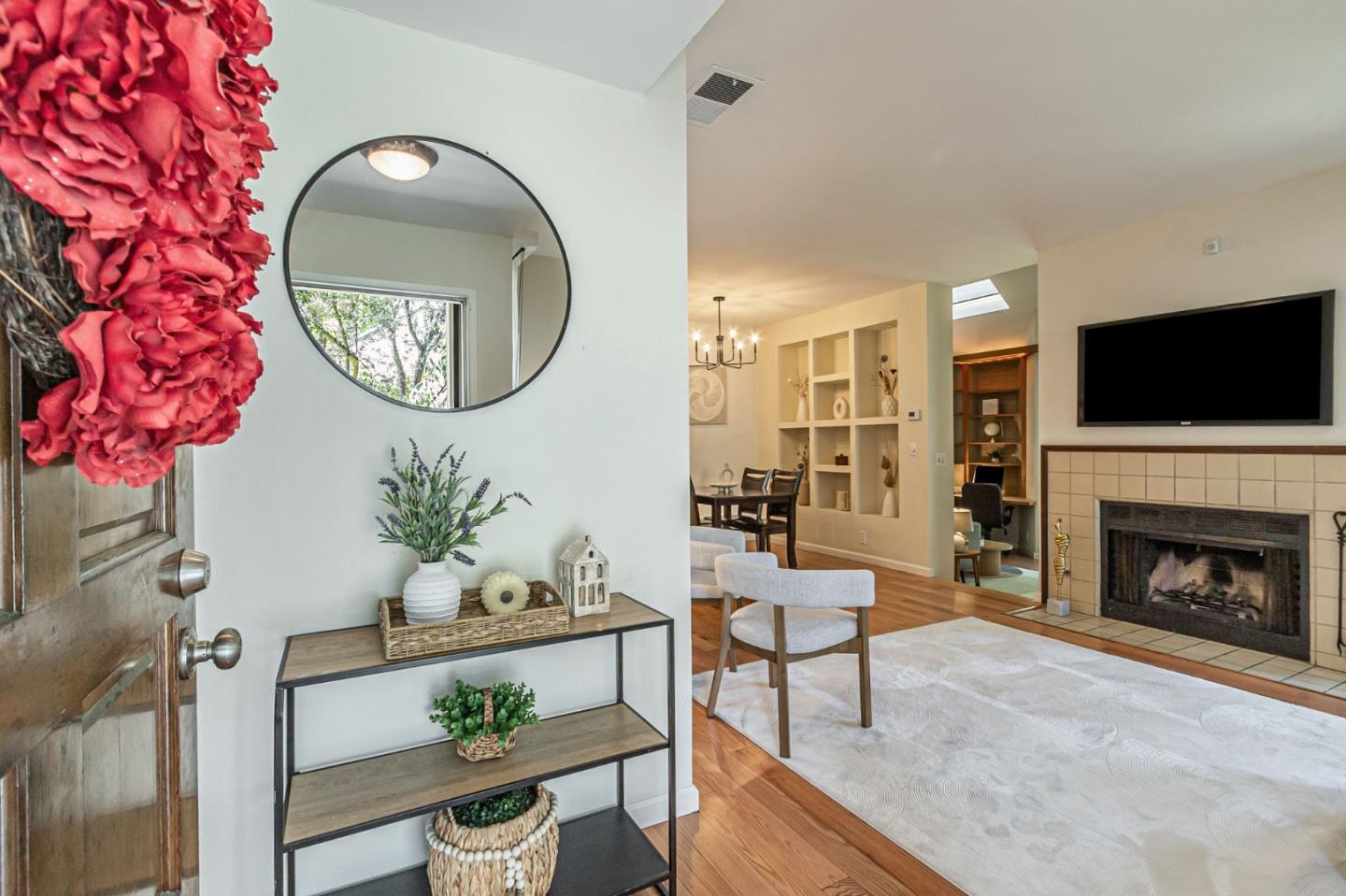 Detail Gallery Image 4 of 52 For 1763 Braddock Ct, San Jose,  CA 95125 - 2 Beds | 1 Baths